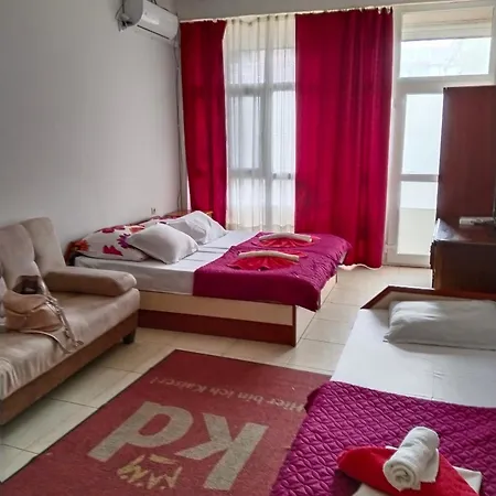 Apartment партерни студия без обособен балкон ул т светослав 5 и ул българия